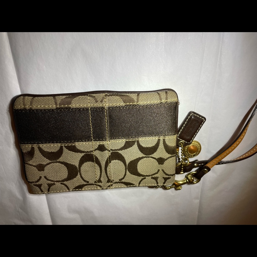 Coach’s Signature C Pattern Jacquard Canvas Wrist… - image 2